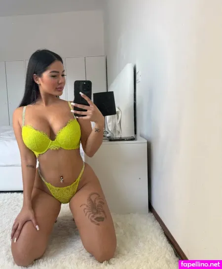 Miaardente OnlyFans Thumbnail #qCjizD1dwu