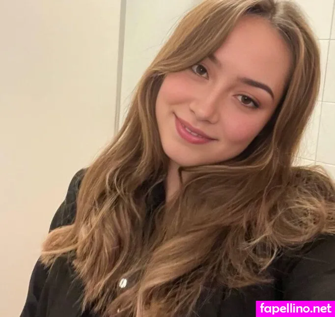 Mia Sophie, asophie18, miasophiee Nude Leaked OnlyFans Photo #SND1ylUWbx