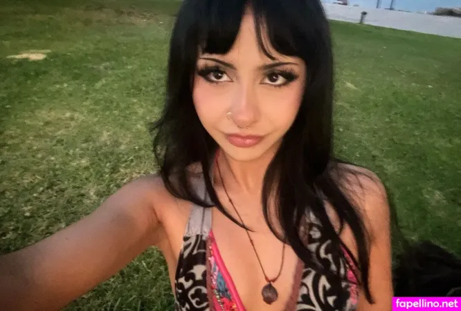 Miaasyn OnlyFans Thumbnail #s7C5C8kjxm