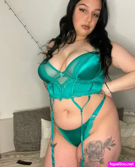 Miaawolffyyy OnlyFans Thumbnail #RYrZ4nmAEq