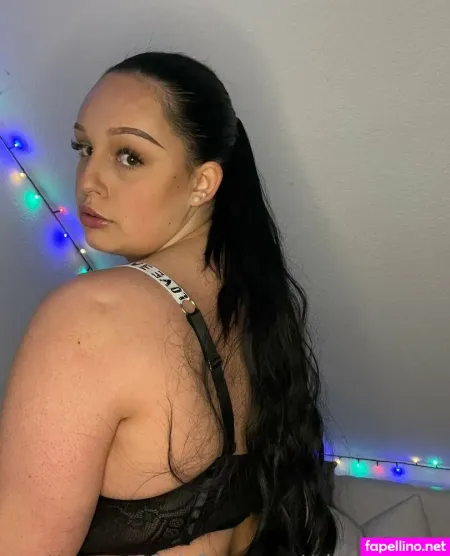 Miaawolffyyy OnlyFans Thumbnail #gDVwsyurna