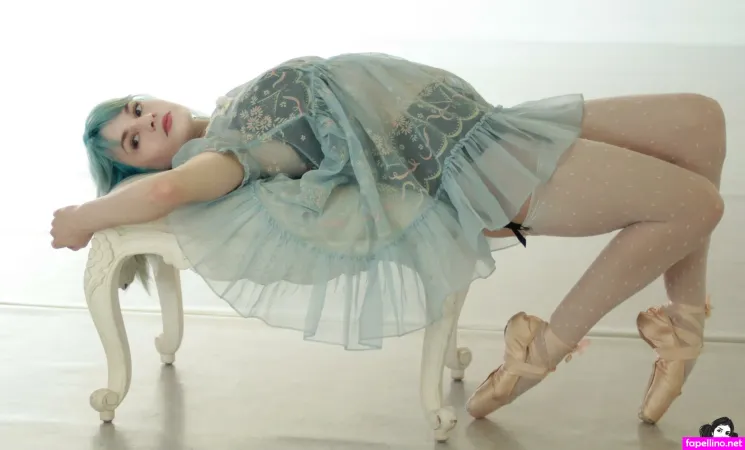 Miabelle 2 OnlyFans Thumbnail #NzlxgZ8Pwa