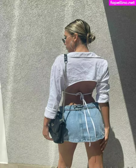 Miabitch11 OnlyFans Thumbnail #iAcWk7BIbL