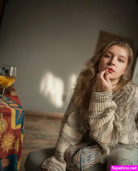 Miacara OnlyFans Thumbnail #W5qPfIrpx7