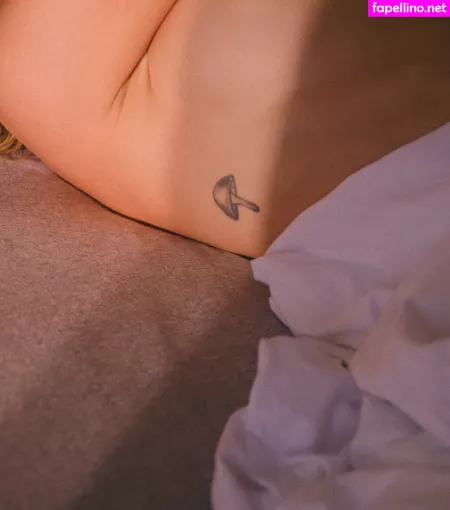 Miacbell OnlyFans Thumbnail #iN2SWMLz1c