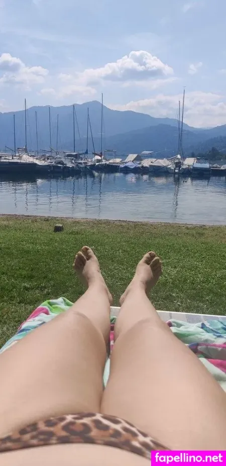 Miachan Free OnlyFans Thumbnail #AF1FIs7ROR