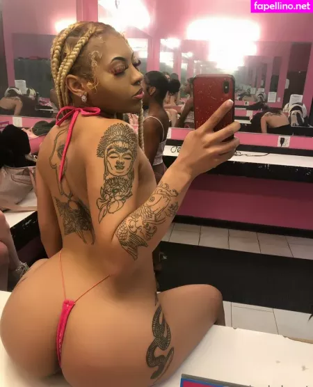 Miadabratt OnlyFans Thumbnail #VEonj8vYqi