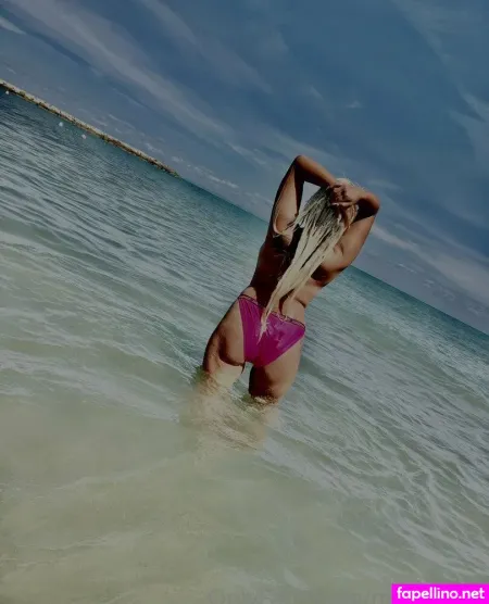 Miadarklin OnlyFans Thumbnail #MXugW3Bqiw