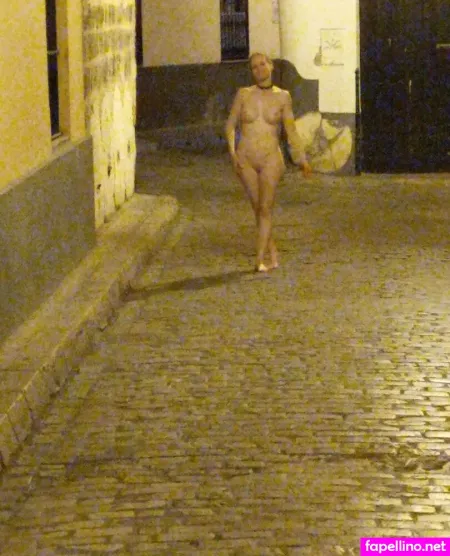Miaexhib OnlyFans Thumbnail #I2rBUa7qyS