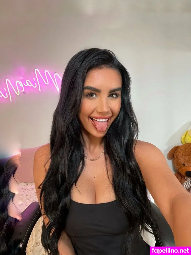 miafallsfree, miafallxo Nude Leaked OnlyFans Photo #3C2RIT2Bg6