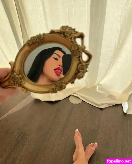 Miafallsfree OnlyFans Thumbnail #7ULVCyo7iU