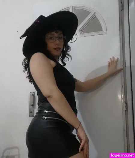 Miaferrara Main Profile Photo