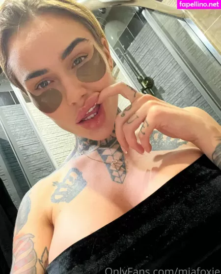 Miafoxie OnlyFans Thumbnail #hGsRJzYou2