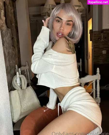 Miafoxie OnlyFans Thumbnail #lxnnYqYs0J