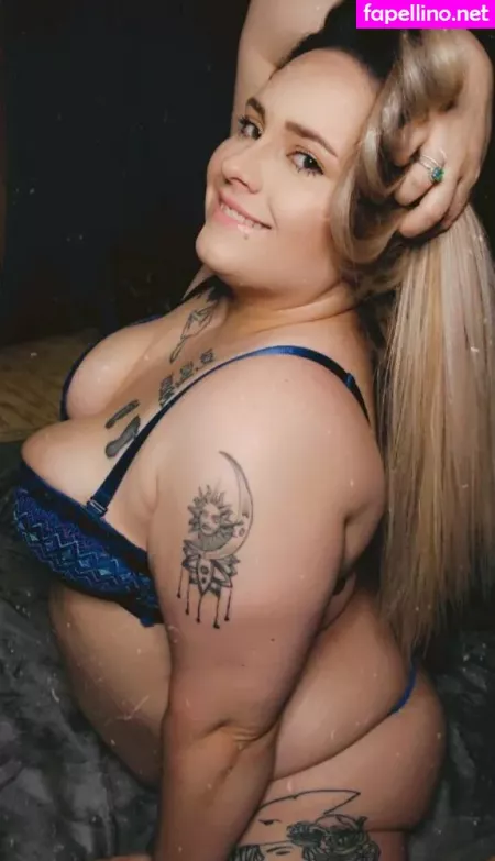 Miafreefree OnlyFans Thumbnail #f1ae3TTcld