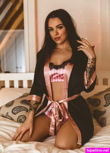 Miah S OnlyFans Thumbnail #yT5qLLDfjq