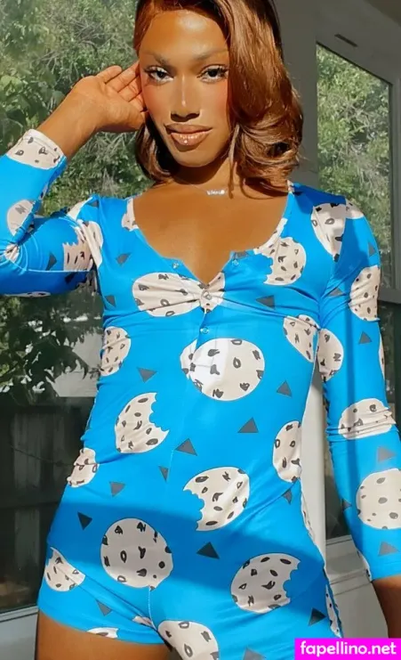 Miahkaelafree OnlyFans Thumbnail #1gCWzqkjpO