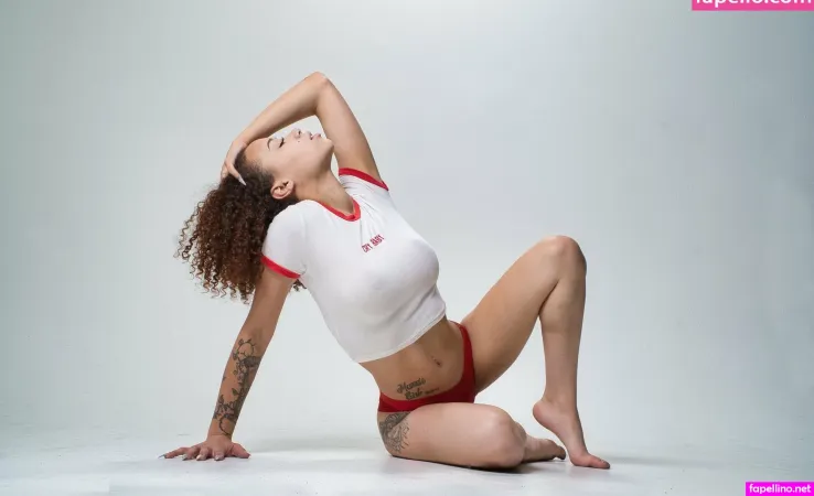 Miahmullatofree OnlyFans Thumbnail #ZkfBuFvLsC