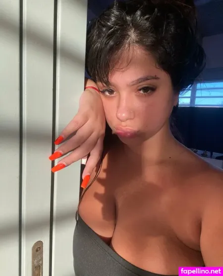 Miahot04 OnlyFans Thumbnail #15olfcdGTc