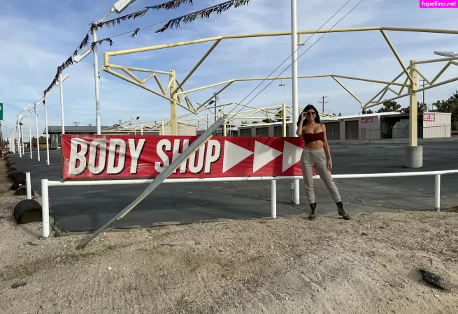 Miakhalifa OnlyFans Thumbnail #bEiejYEnBP