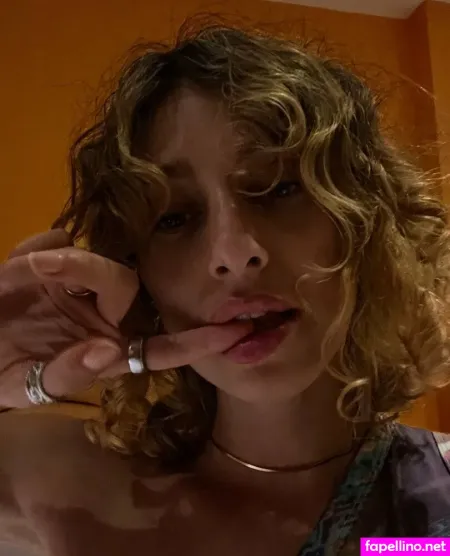 Mialarelles OnlyFans Thumbnail #cii6KP5xuV