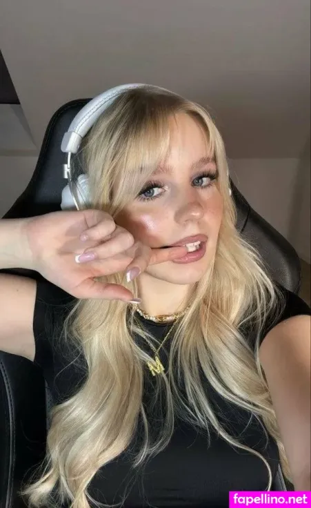 Mialilia OnlyFans Thumbnail #EtXm0sqSuE