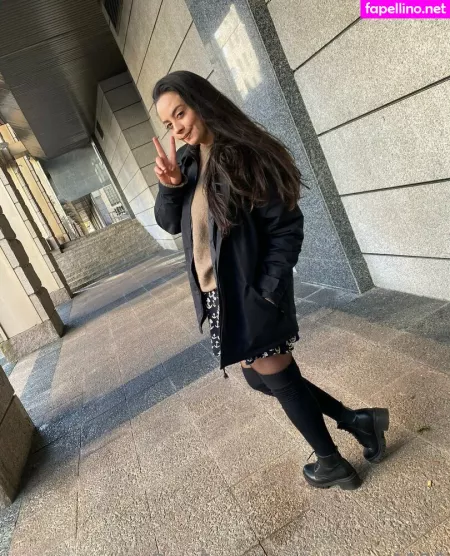 Mialove1126 OnlyFans Thumbnail #lwtjpP2PiP