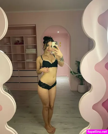 Miamaeeee OnlyFans Thumbnail #9KgyFBSLZ7