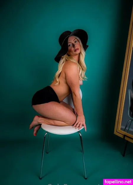 Miamays OnlyFans Thumbnail #bICW0GNtdH