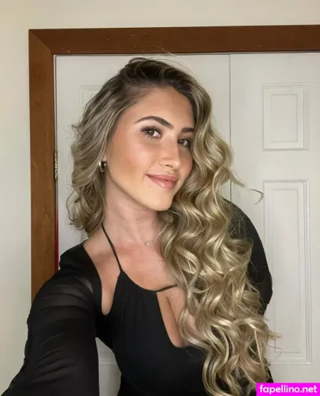 Miameetsworld OnlyFans Thumbnail #MHAiwVhgy4