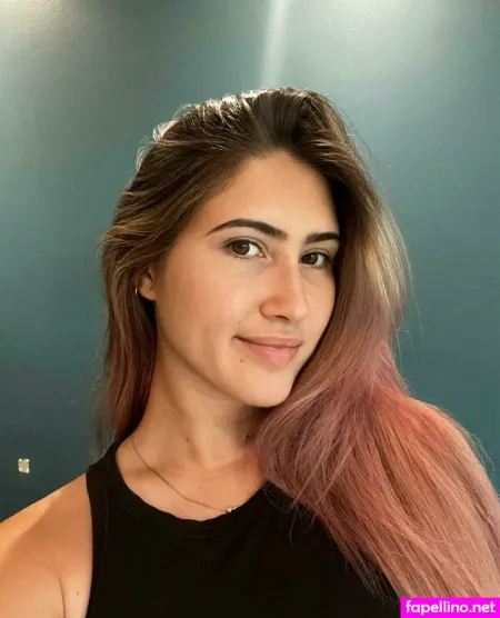 Miameetsworld OnlyFans Thumbnail #U0fkppmA24