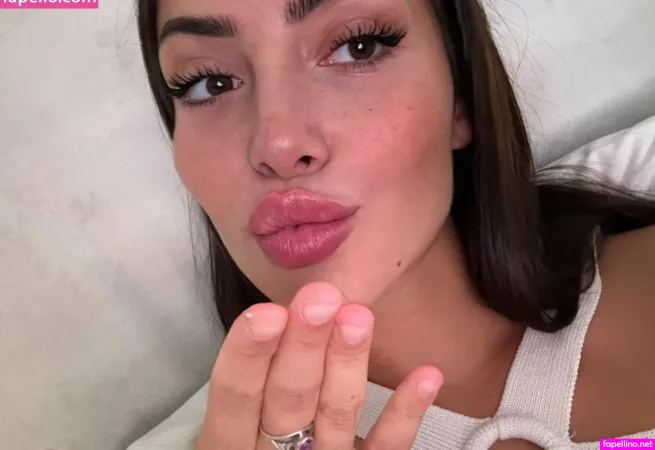 Miamelanie OnlyFans Thumbnail #p1dENROupg