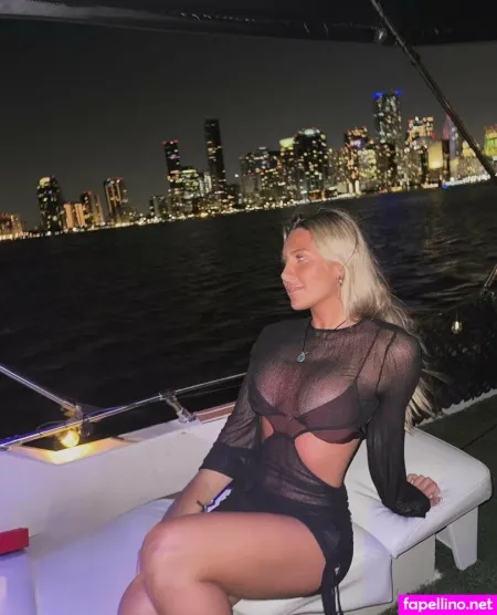 Miami Goddess OnlyFans Thumbnail #EOajYcvZBC