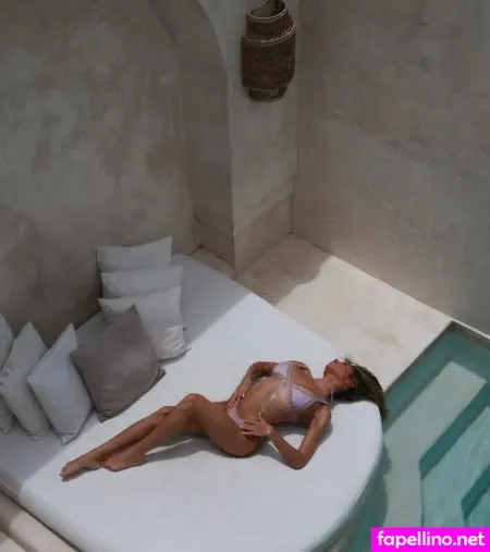 Miami Mandy 14 OnlyFans Thumbnail #LEv6zzNdK0