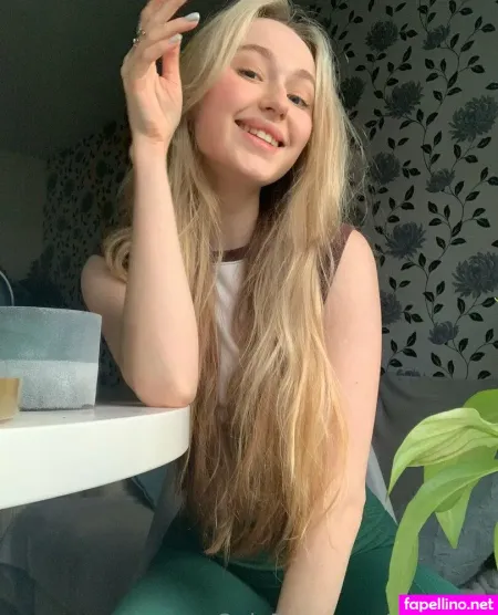 Miamiamimi OnlyFans Thumbnail #Nh8eWPNCd1