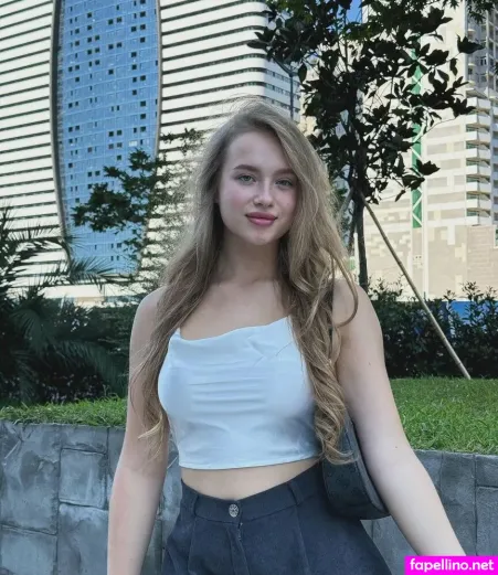 Miamiku OnlyFans Thumbnail #3nos6Dsz48