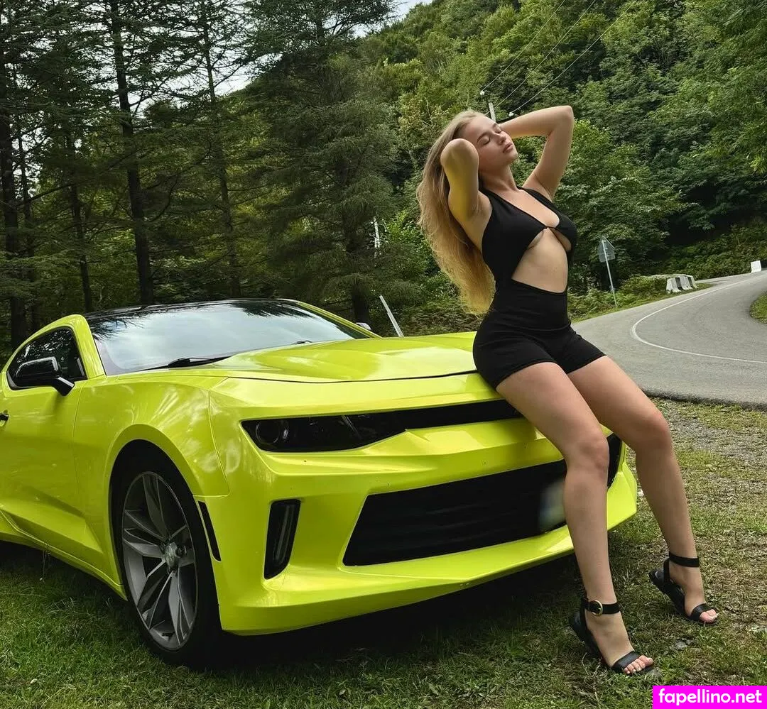 miaa.mikuu, miamiku Nude Leaked OnlyFans Photo #9lcGhf1SII