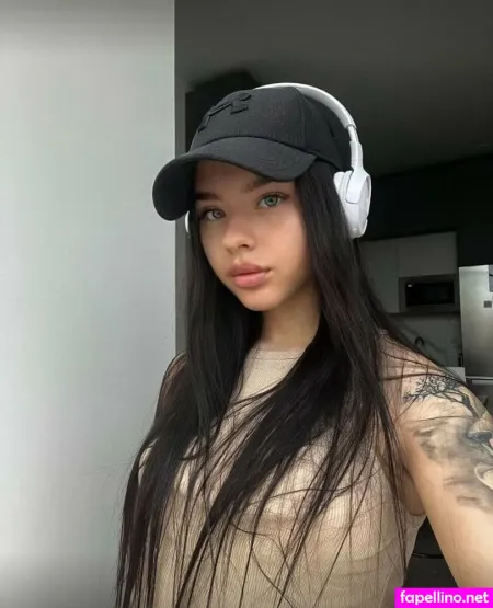 Miamiller0 OnlyFans Thumbnail #NElioCLgSW