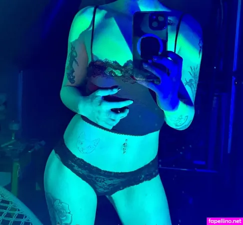 Miamimintbaby OnlyFans Thumbnail #SuRLmpicit