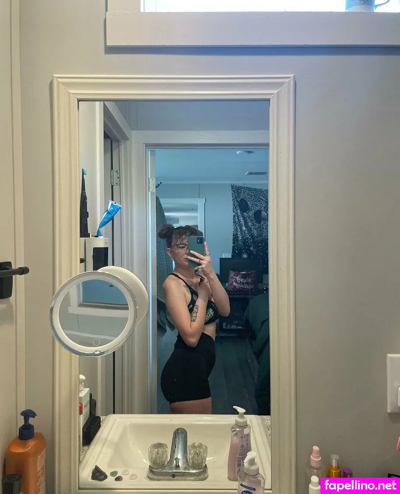 miamommymilkers, mommymilkersofficial Nude Leaked OnlyFans Photo #X8IL3l9zie