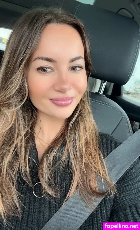 Miamonroefans OnlyFans Thumbnail #IhXf8jjoAq