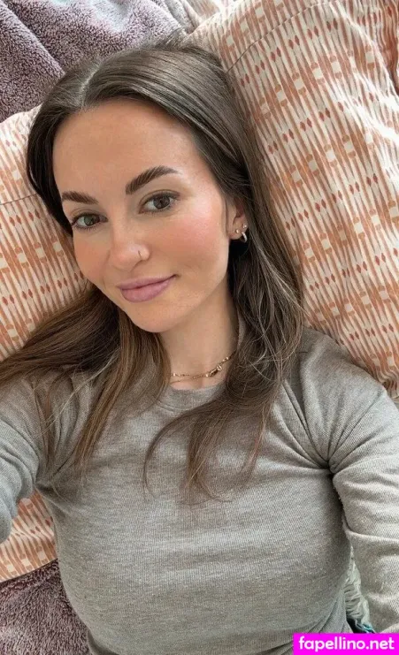 Miamonroefans OnlyFans Thumbnail #o88ExNBRLg