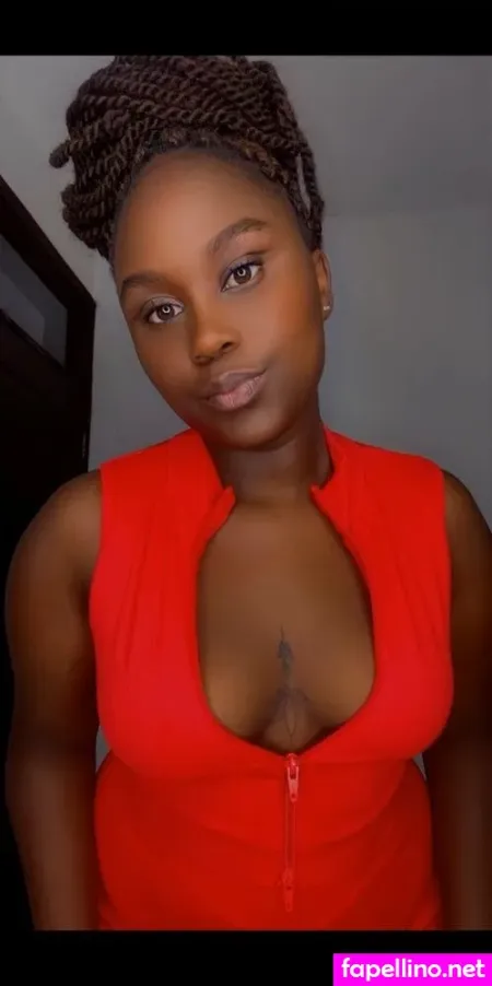 Miamonroesexy OnlyFans Thumbnail #ZjRGlCNgdJ