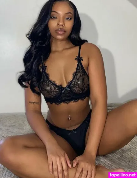 Miamoore OnlyFans Thumbnail #AaIanB4rY1