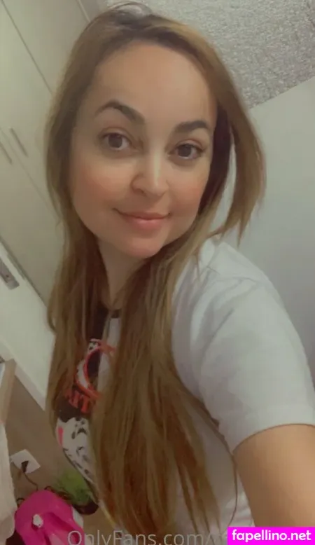 Miampossible69 OnlyFans Thumbnail #3ryiVdMF76