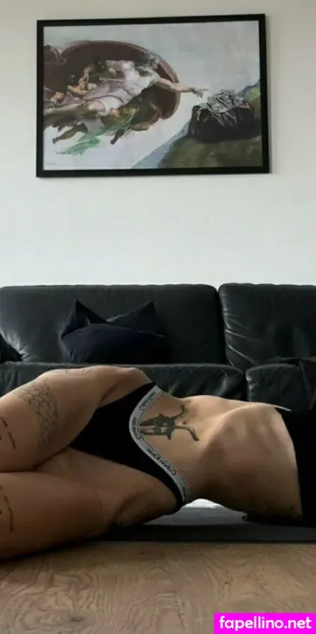 Mianextdooor OnlyFans Thumbnail #AgA8OT0Zu6