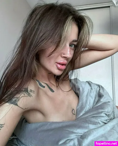 Mianextdooor OnlyFans Thumbnail #tXQjLMeMeJ