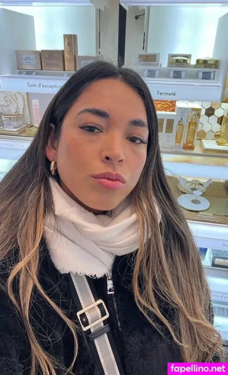 Mianins OnlyFans Thumbnail #EBk8j4gID0