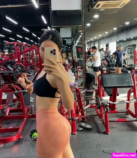 Miapeachof OnlyFans Thumbnail #5fOFcf7alR