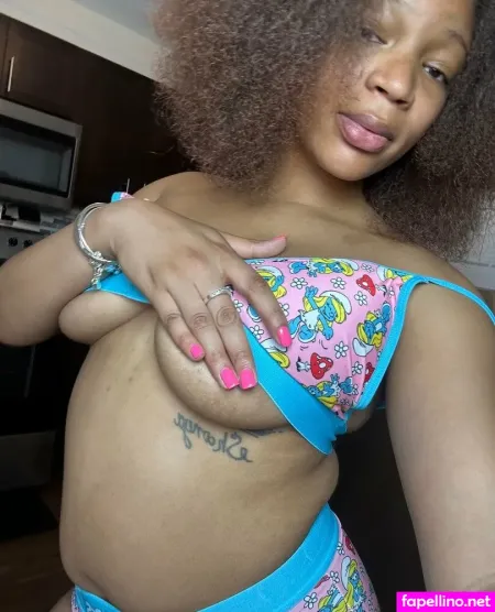 Miapiya OnlyFans Thumbnail #CXnP7paN43